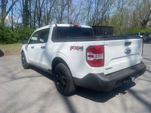 Certified 2022 Ford Maverick XLT w/ Equipment Group 300A Standard AWD/4WD image 9