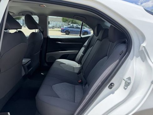 Used 2021 Toyota Camry LE FWD image 25