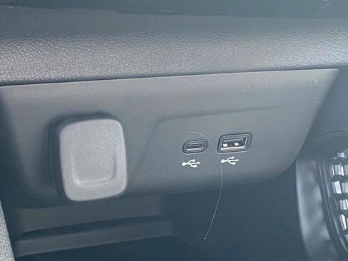 New 2026 Chevrolet TrailBlazer RS w/ Convenience Package FWD image 18