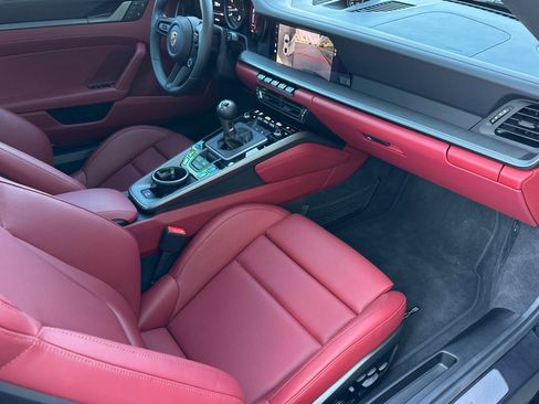 Used 2024 Porsche 911 Carrera S image 15