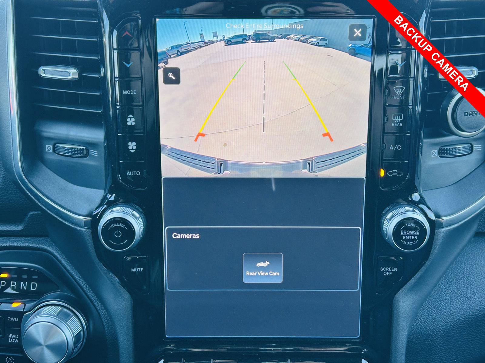 Used 2024 RAM 1500 Laramie AWD/4WD image 10