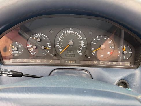 Used 1996 Mercedes-Benz SL 320 image 28