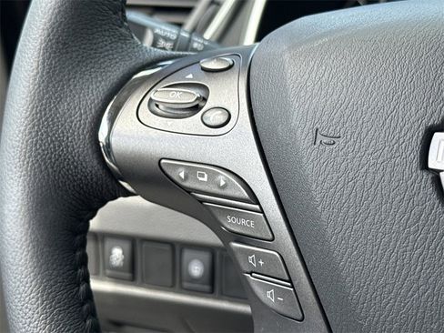 Certified 2024 Nissan Murano SV image 35