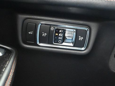 Used 2024 Lincoln Aviator Reserve image 25