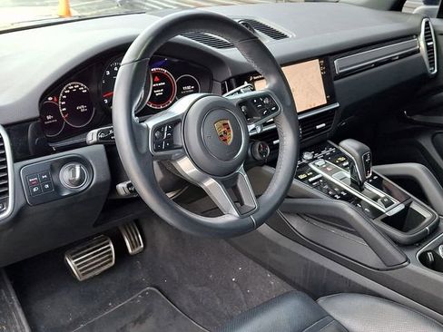 Certified 2023 Porsche Cayenne S Platinum AWD/4WD image 4