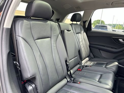 Used 2024 Audi Q7 3.0T Premium Plus AWD/4WD image 32