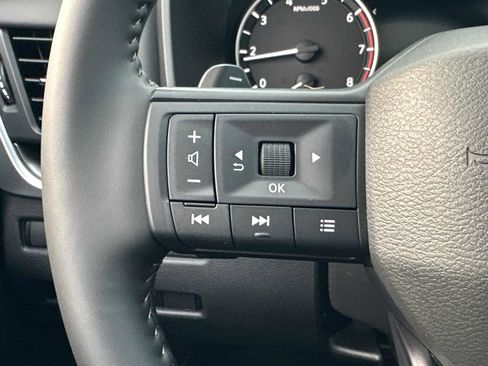 New 2026 Nissan Rogue SV image 38