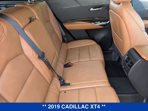 Used 2019 Cadillac XT4 Premium Luxury AWD/4WD image 33