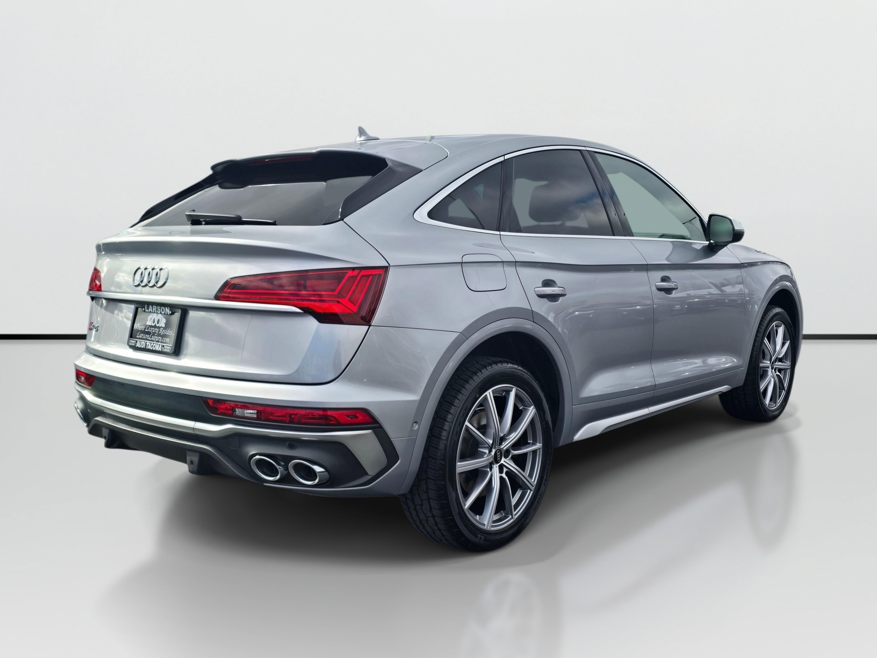 Used 2023 Audi SQ5 Prestige w/ Prestige Package AWD/4WD image 5