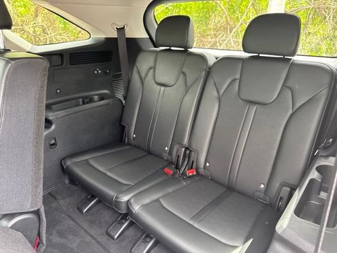 Used 2025 Kia Sorento S AWD/4WD image 8