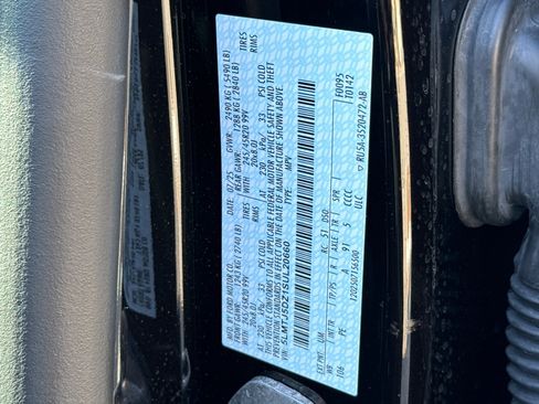 Used 2025 Lincoln Corsair Grand Touring w/ Equipment Group 301A image 29