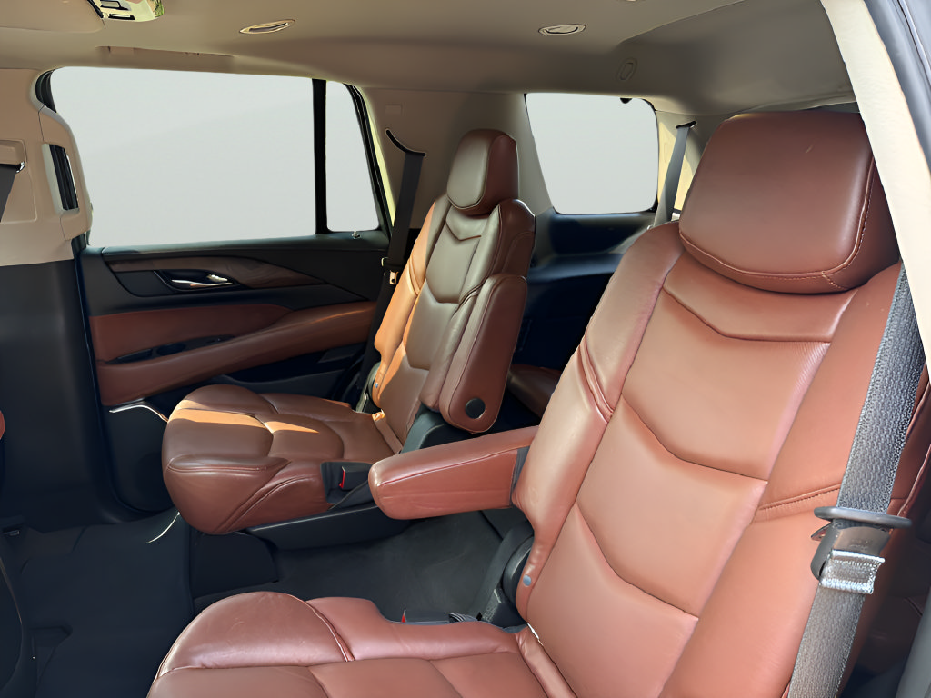 Used 2020 Cadillac Escalade Premium Luxury RWD image 38
