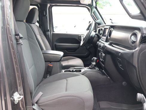 Used 2022 Jeep Wrangler Unlimited Sport AWD/4WD image 20