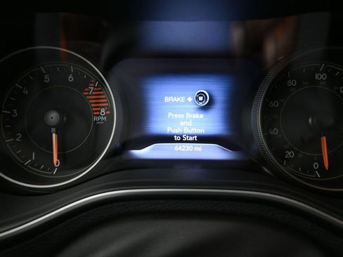 Used 2021 Jeep Cherokee Limited image 12