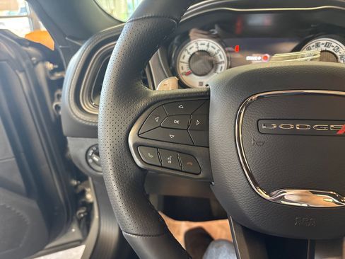 Used 2023 Dodge Challenger R/T Scat Pack w/ T/A Package image 22