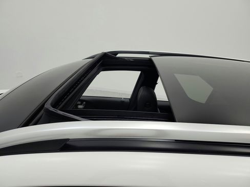 Used 2022 Mercedes-Benz GLE 350 image 11