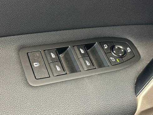Used 2024 BMW iX M60 AWD/4WD image 13