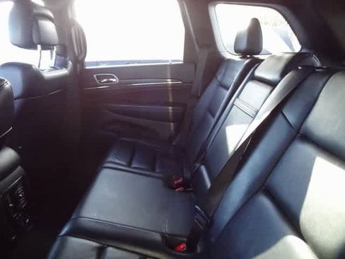 Used 2018 Jeep Grand Cherokee Limited image 8