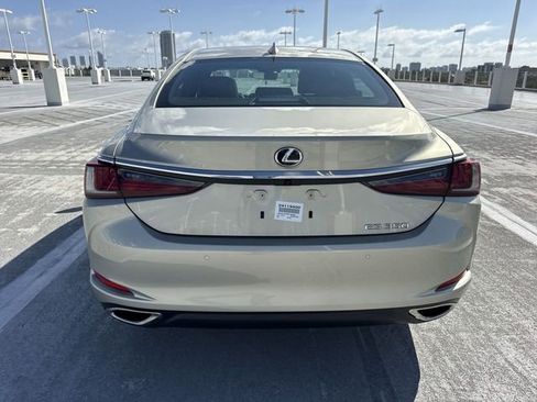 Certified 2024 Lexus ES 350 w/ Premium Package FWD image 24