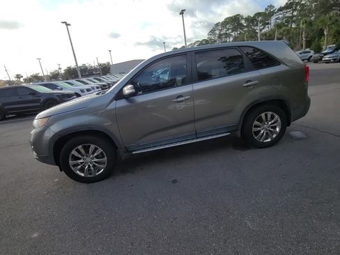 Used 2011 Kia Sorento EX w/ Limited Pkg image 19