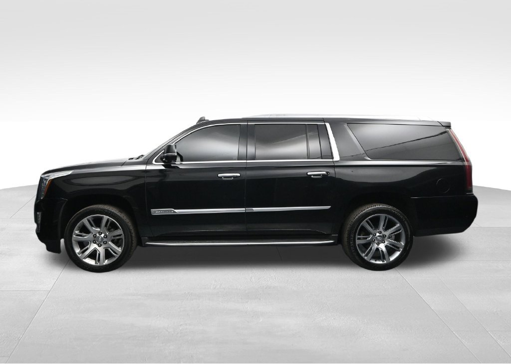 Used 2018 Cadillac Escalade ESV Premium Luxury AWD/4WD image 2