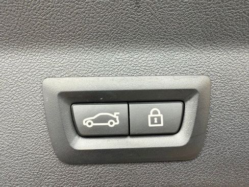 Used 2022 BMW X3 M40i w/ Premium Package image 37