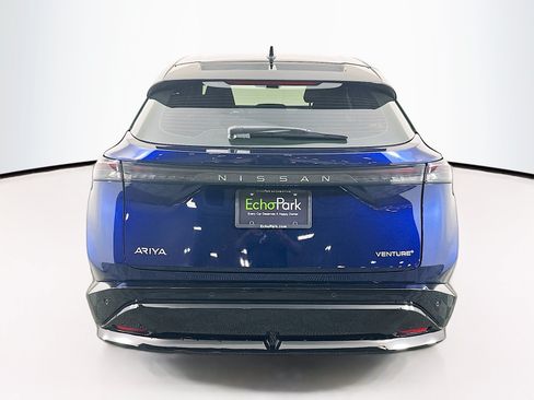 Used 2023 Nissan Ariya FWD image 7