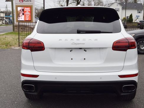Used 2016 Porsche Cayenne image 12