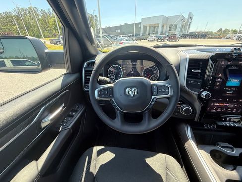 New 2026 RAM 1500 Big Horn AWD/4WD image 15