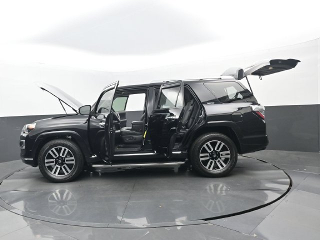 Used 2014 Toyota 4Runner Limited RWD image 31