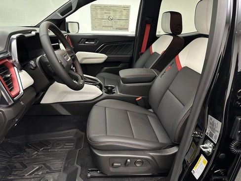 New 2025 GMC Canyon AT4 w/ AT4X Package image 18