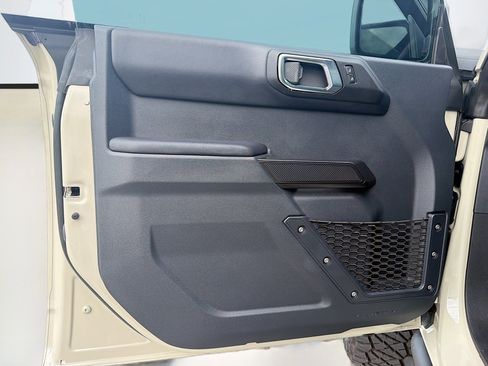 Used 2025 Ford Bronco Outer Banks AWD/4WD image 21