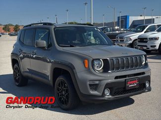 Used 2020 Jeep Renegade Latitude w/ Cold Weather Group image 1