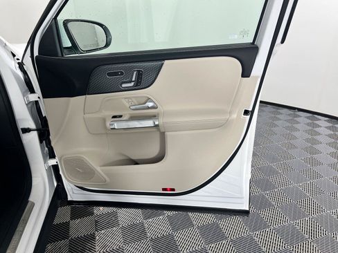 Certified 2026 Mercedes-Benz GLB 250 4MATIC image 26