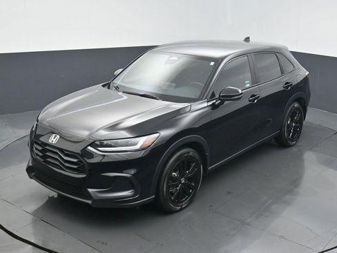 Certified 2026 Honda HR-V Sport image 9