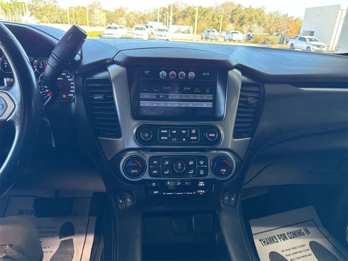 Used 2019 Chevrolet Tahoe LT image 18