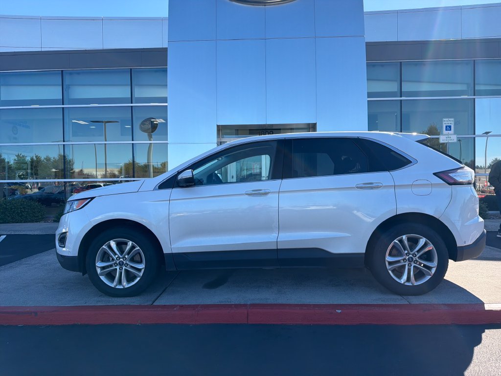 Used 2015 Ford Edge Titanium w/ Equipment Group 302A AWD/4WD 360° Tour