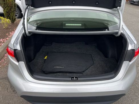 Certified 2023 Toyota Corolla LE w/ Carpet Mat Package (TMS) FWD image 9