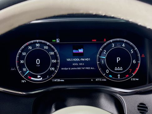 Used 2025 Jaguar F-PACE R-Dynamic S image 16