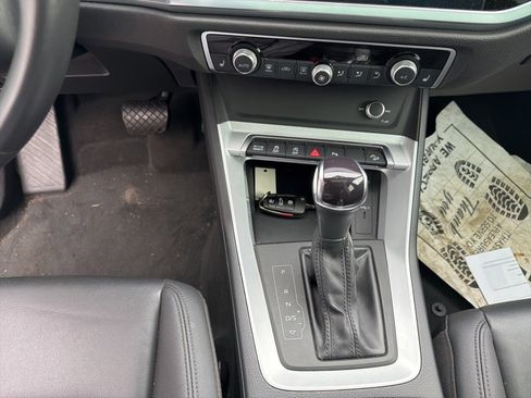 Used 2022 Audi Q3 2.0T Premium image 21