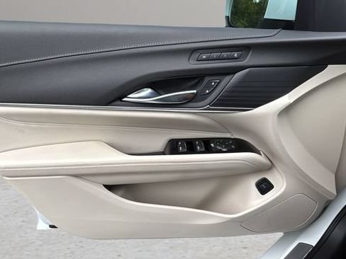 Used 2022 Cadillac CT4 Premium Luxury w/ Climate Package RWD image 17