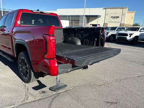 Used 2024 Toyota Tundra Limited AWD/4WD image 15