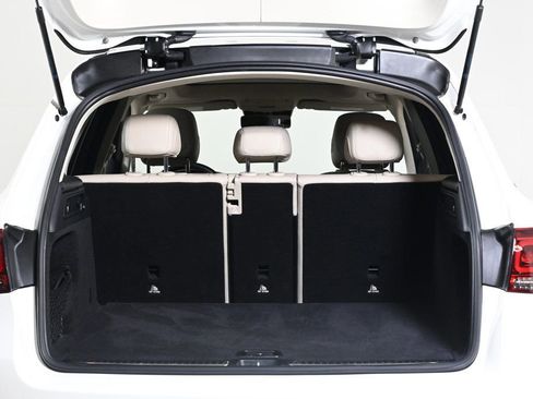 Used 2022 Mercedes-Benz GLC 300 image 21