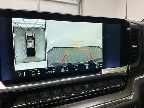 Used 2024 Chevrolet Silverado 3500 High Country w/ High Country Premium Package image 5