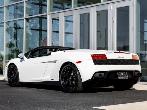 Used 2014 Lamborghini Gallardo LP 550-2 image 8