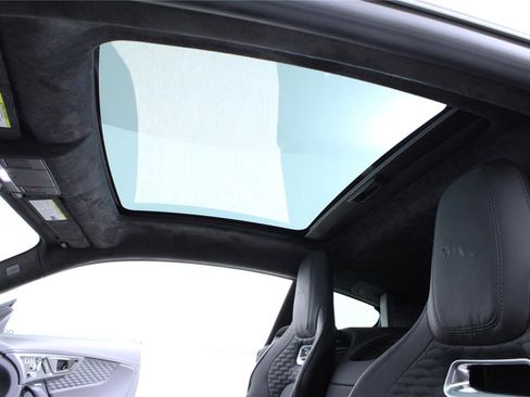 Used 2024 Jaguar F-TYPE R AWD/4WD image 29