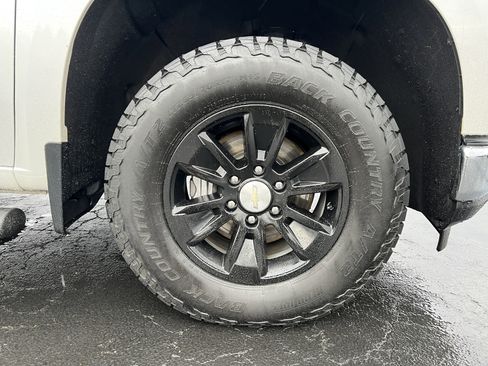 Used 2019 Chevrolet Silverado 1500 LT w/ All-Star Edition image 11