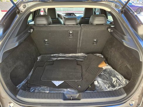 Certified 2025 MAZDA CX-30 AWD 2.5 S w/ Select Sport Pkg image 17