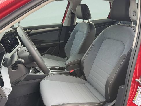New 2027 Volkswagen Jetta SE FWD image 27