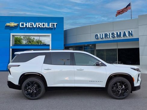 New 2026 Chevrolet Traverse RS FWD image 2